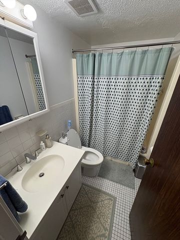 2353 Massachusetts Ave. 62, Cambridge, MA 02140