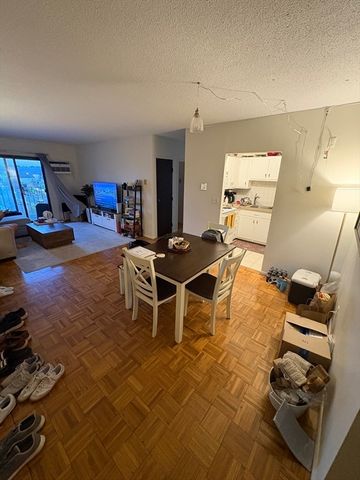 2353 Massachusetts Ave. 62, Cambridge, MA 02140