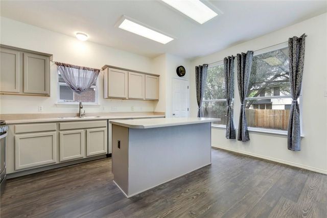 12733 Council Bluff DR, Austin, TX 78727