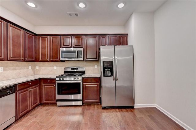 2152 Greencrest Circle, Alpharetta, GA 30004