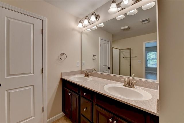 2152 Greencrest Circle, Alpharetta, GA 30004