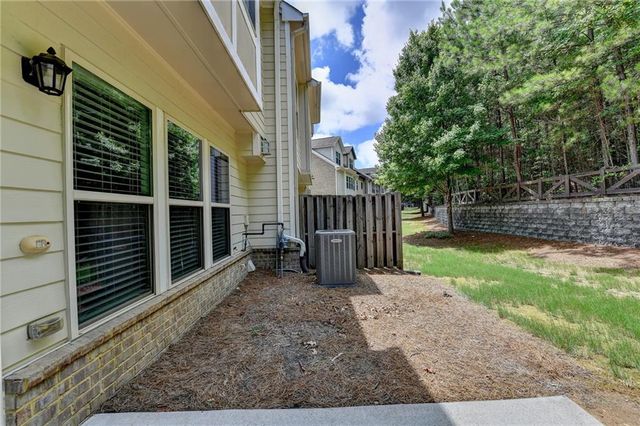 2152 Greencrest Circle, Alpharetta, GA 30004