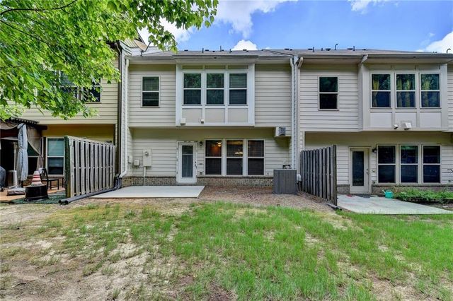 2152 Greencrest Circle, Alpharetta, GA 30004