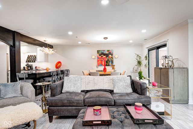 8545 Olde Mill Trace, Indianapolis, IN 46260