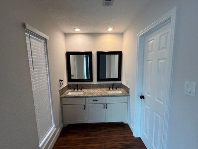 967 Memorial Village Drive 91, Houston, TX 77024
