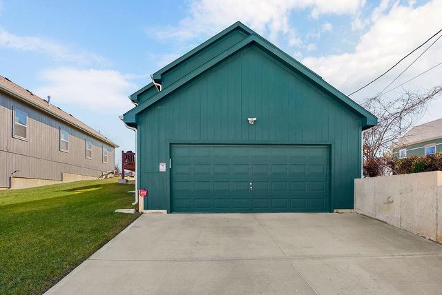 1306 Armstrong Avenue, Kansas City, KS 66102