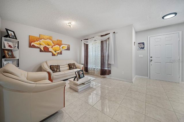 3304 AMBERLEY PARK CIRCLE, Kissimmee, FL 34743