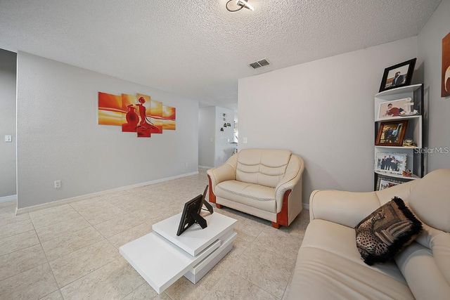 3304 AMBERLEY PARK CIRCLE, Kissimmee, FL 34743