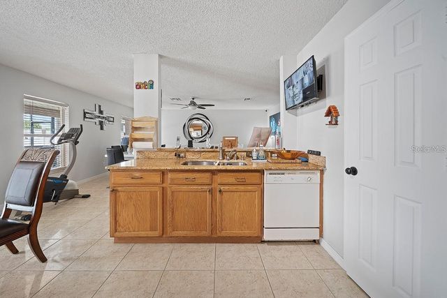 3304 AMBERLEY PARK CIRCLE, Kissimmee, FL 34743