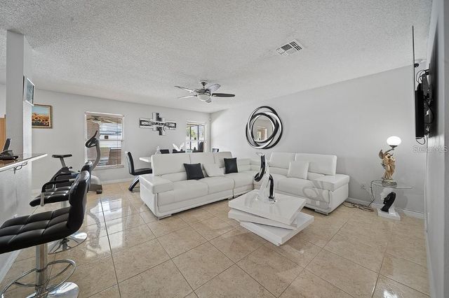3304 AMBERLEY PARK CIRCLE, Kissimmee, FL 34743