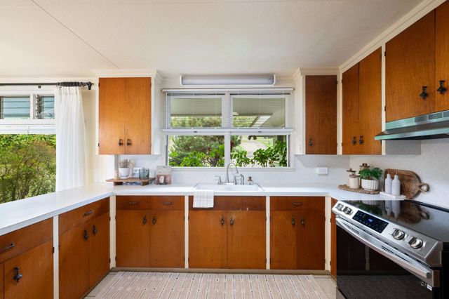 408 Copp Rd, Kula, HI 96790