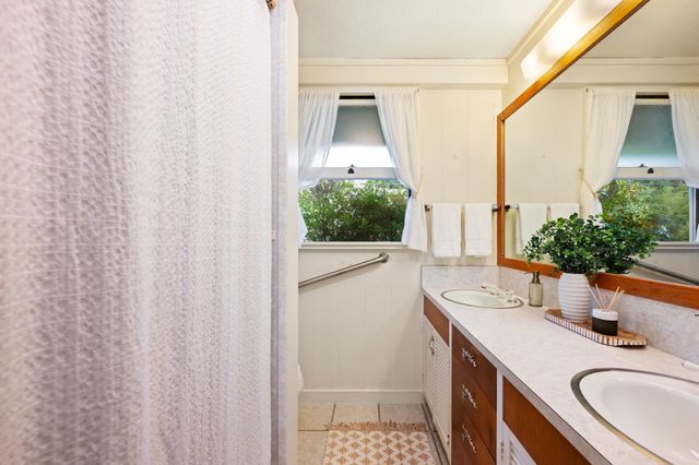 408 Copp Rd, Kula, HI 96790