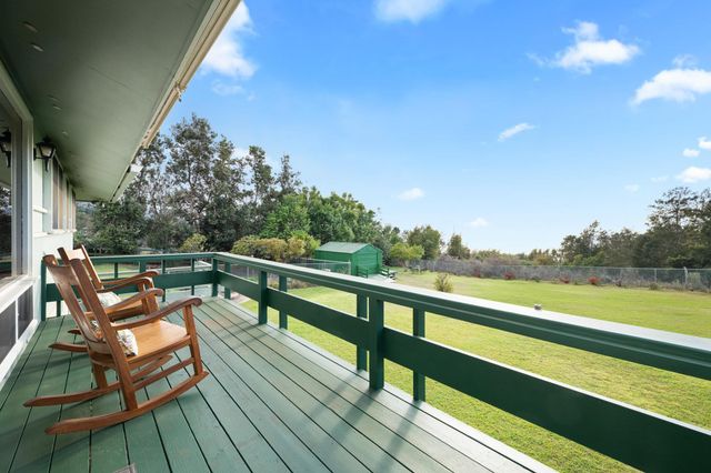 408 Copp Rd, Kula, HI 96790