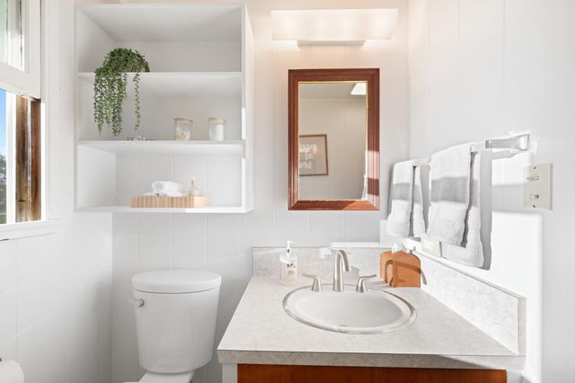 408 Copp Rd, Kula, HI 96790