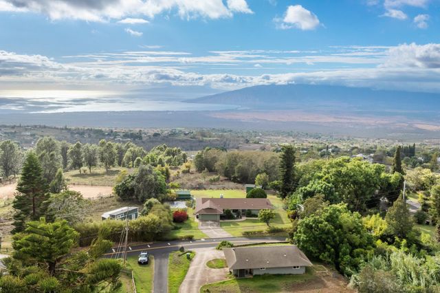 408 Copp Rd, Kula, HI 96790