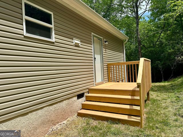 101 Sawyer Ridge Lane, Hayesville, NC 28904