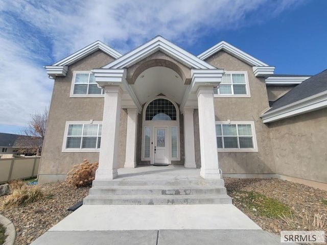 799 Wolfcreek Circle, Idaho Falls, ID 83401
