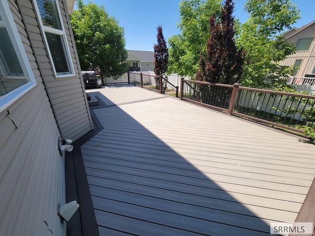 799 Wolfcreek Circle, Idaho Falls, ID 83401