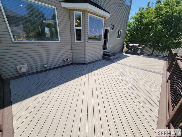 799 Wolfcreek Circle, Idaho Falls, ID 83401