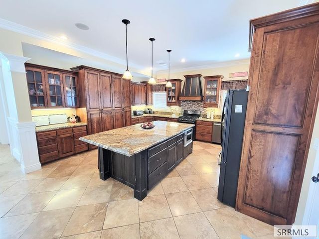 799 Wolfcreek Circle, Idaho Falls, ID 83401
