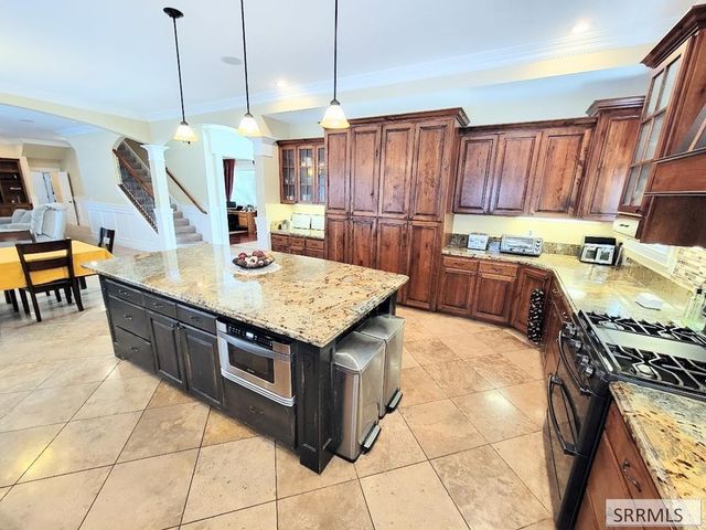 799 Wolfcreek Circle, Idaho Falls, ID 83401