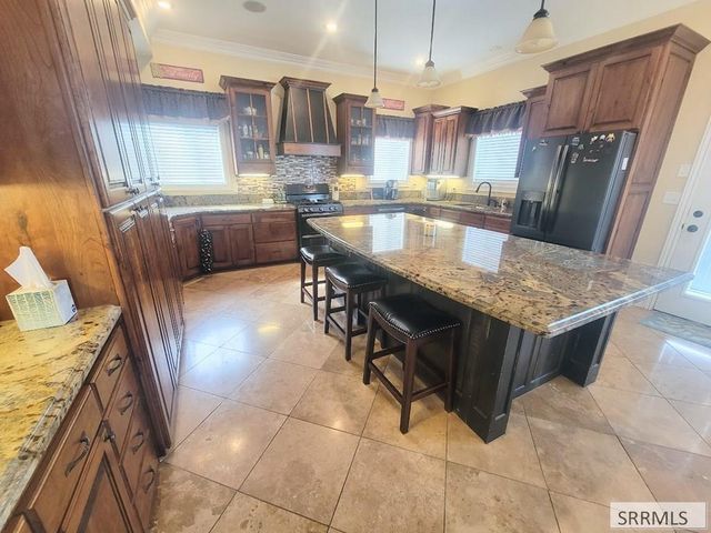 799 Wolfcreek Circle, Idaho Falls, ID 83401