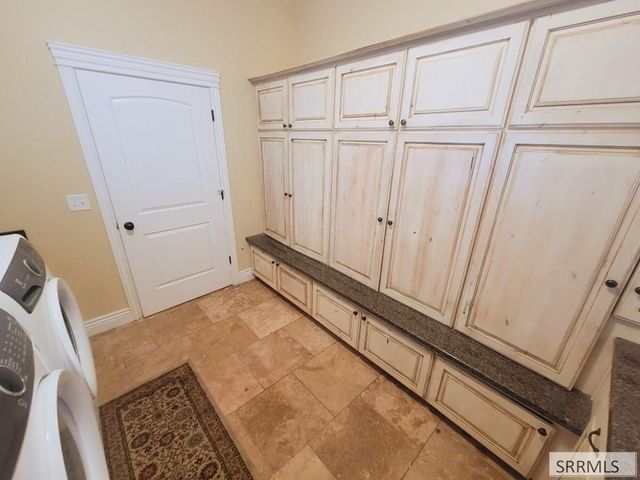 799 Wolfcreek Circle, Idaho Falls, ID 83401