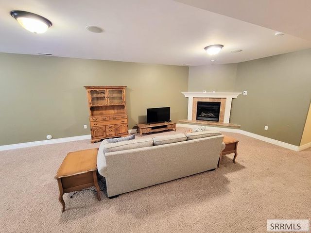 799 Wolfcreek Circle, Idaho Falls, ID 83401