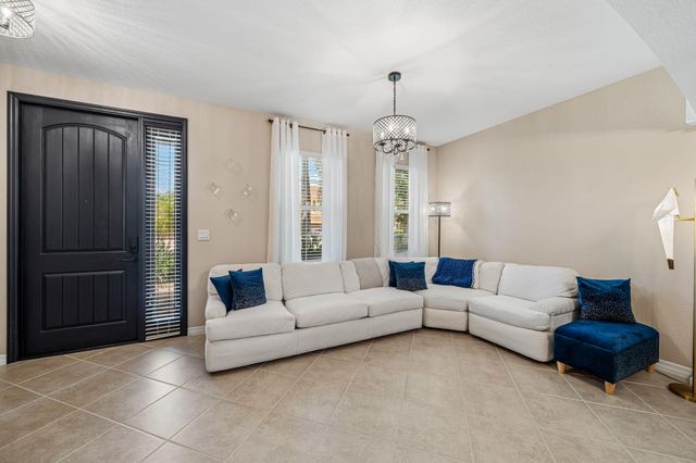 10652 Ivanhoe Lane, Wellington, FL 33414