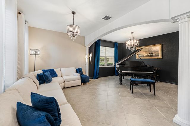 10652 Ivanhoe Lane, Wellington, FL 33414