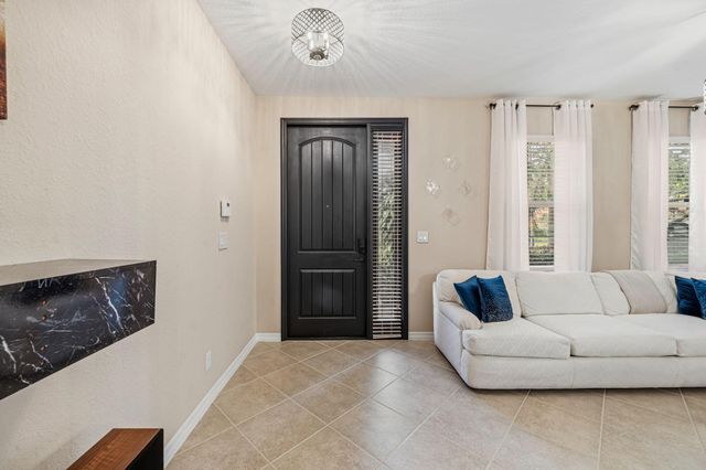 10652 Ivanhoe Lane, Wellington, FL 33414