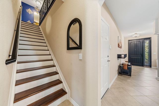 10652 Ivanhoe Lane, Wellington, FL 33414