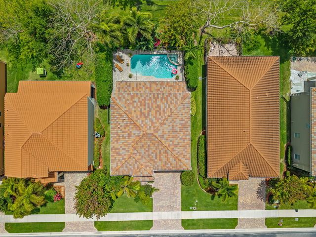 10652 Ivanhoe Lane, Wellington, FL 33414