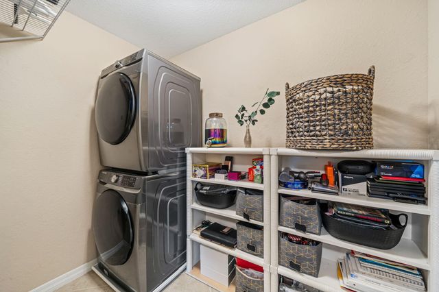 10652 Ivanhoe Lane, Wellington, FL 33414