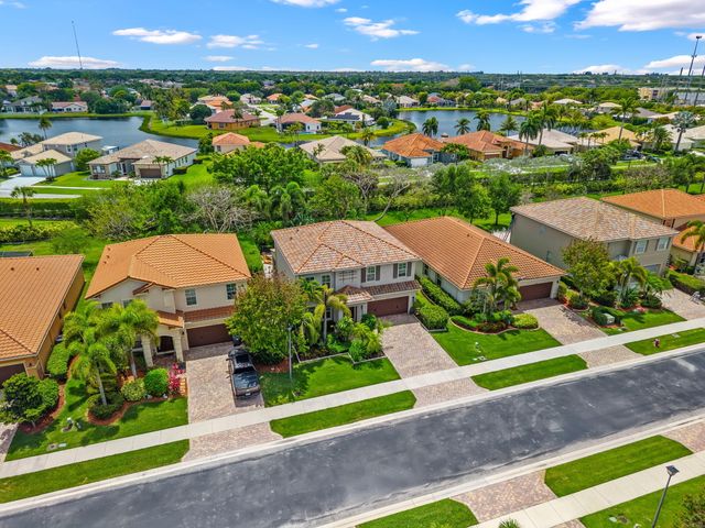 10652 Ivanhoe Lane, Wellington, FL 33414