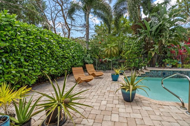 10652 Ivanhoe Lane, Wellington, FL 33414