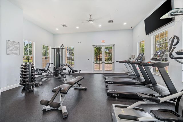 10652 Ivanhoe Lane, Wellington, FL 33414