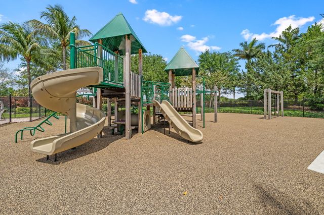 10652 Ivanhoe Lane, Wellington, FL 33414