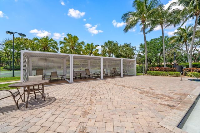 10652 Ivanhoe Lane, Wellington, FL 33414