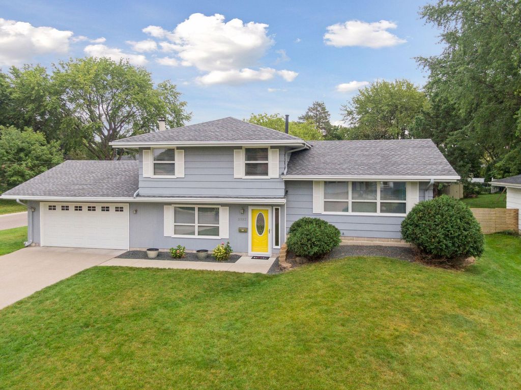 3332 Yukon Avenue N, New Hope, MN 55427
