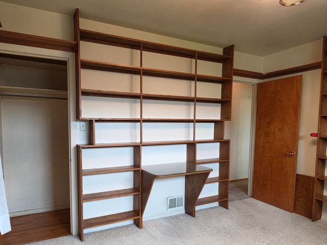 154 Morgan Road, Waterloo, IA 50702