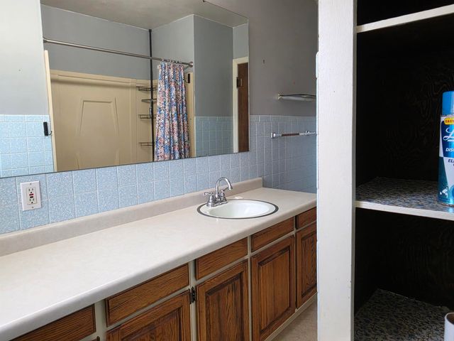 154 Morgan Road, Waterloo, IA 50702