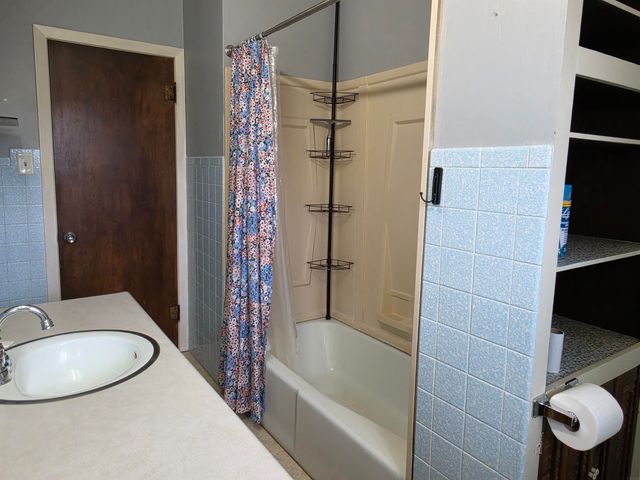 154 Morgan Road, Waterloo, IA 50702