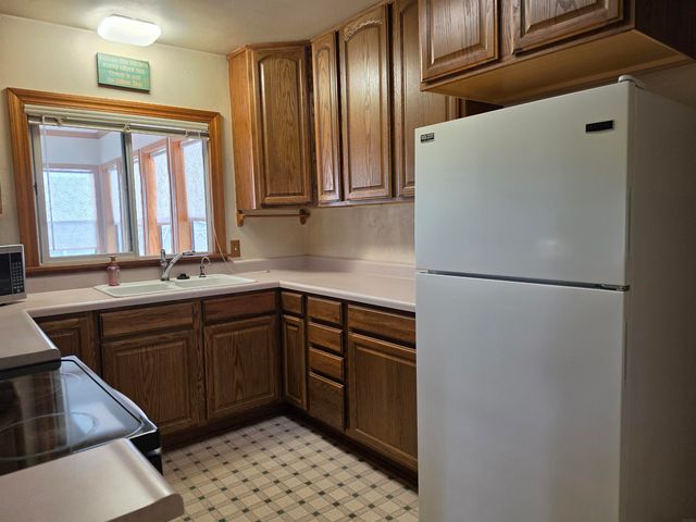 154 Morgan Road, Waterloo, IA 50702