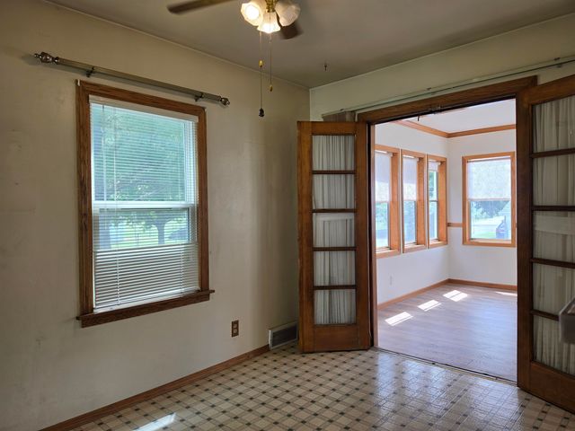 154 Morgan Road, Waterloo, IA 50702