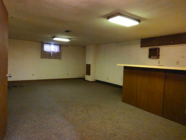 154 Morgan Road, Waterloo, IA 50702