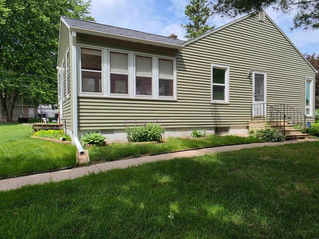 154 Morgan Road, Waterloo, IA 50702
