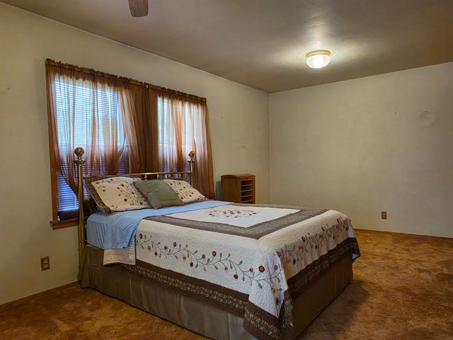154 Morgan Road, Waterloo, IA 50702