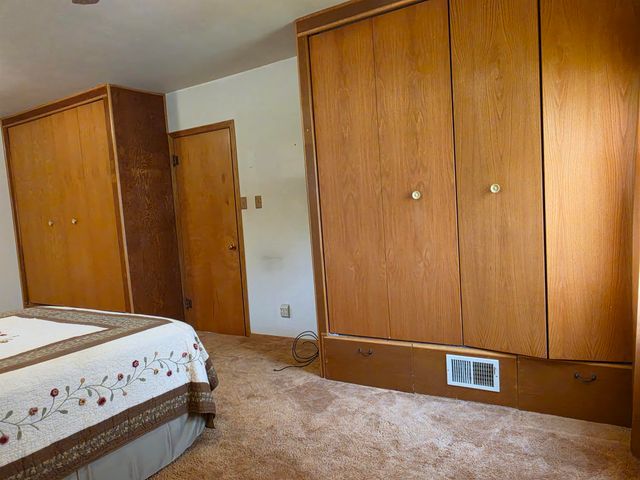154 Morgan Road, Waterloo, IA 50702