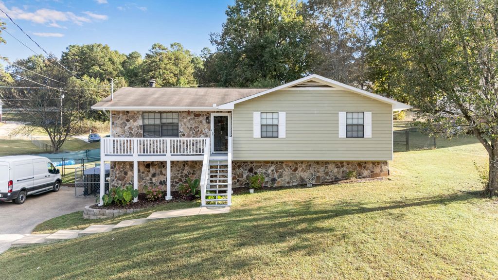 8314 Crossbow Court, Ooltewah, TN 37363